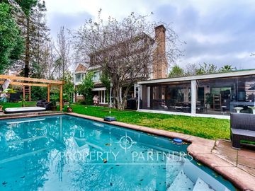 Hermosa Casa Remodelada en Condominio Sector La Foresta