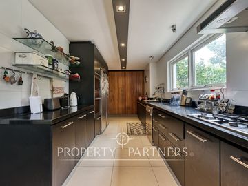 Hermosa Casa Remodelada en Condominio Sector La Foresta