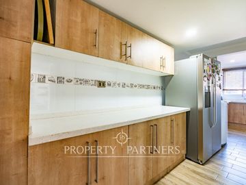 Estupenda casa en Puertas del Mar