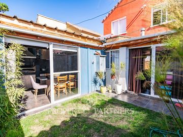 Estupenda casa en Puertas del Mar
