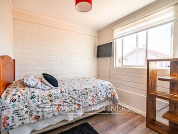 Estupenda casa en Puertas del Mar