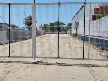 Oficinas en Venta con Patio de maniobras en Km 8.5, Ciudad del Carmen