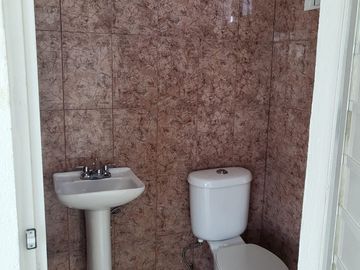 Oficinas en Venta con Patio de maniobras en Km 8.5, Ciudad del Carmen