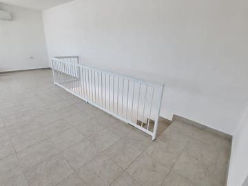 Oficinas en Venta con Patio de maniobras en Km 8.5, Ciudad del Carmen