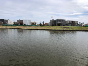 Terreno en Laguna Grande