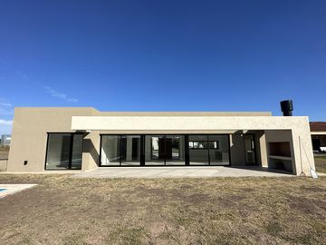 Casa en venta en Santa Juana Canning