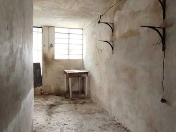 VENTA CASA 1 PISO EN LA COL YUCATAN, CERCA DE CIRCUITO COLONIAS EN MERIDA