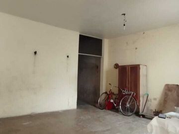 VENTA CASA 1 PISO EN LA COL YUCATAN, CERCA DE CIRCUITO COLONIAS EN MERIDA