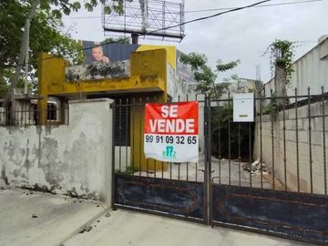 VENTA CASA 1 PISO EN LA COL YUCATAN, CERCA DE CIRCUITO COLONIAS EN MERIDA
