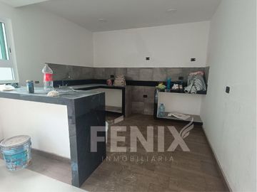 Casa en pre-venta  con habitación en planta baja - Fracc. Privado Coatepec