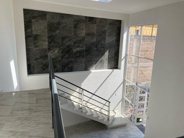 CASA MODERNA MINIMALISTA EN BRISAS
