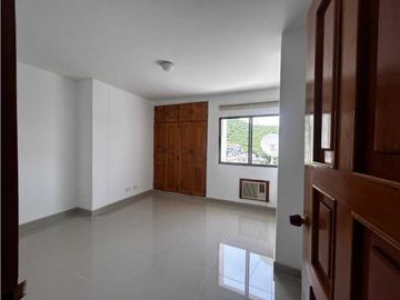 Apartamento Remodelado con vista panorámica - Rodadero - 005