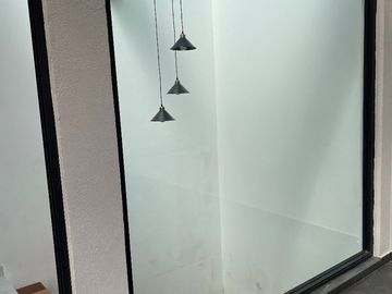 CASA SOLA TOTALMENTE REMODELADA 4 ó 5 RECÁMARAS, ESQ. PILARES, COL. LETRÁN VALLE
