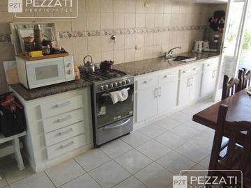 Chalet Z/ Chauvin. Lote 10 x 28. Apto desarrollo inmobiliari