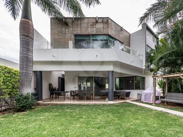 Casa en venta en Fraccionamiento Burgos Bugambilias