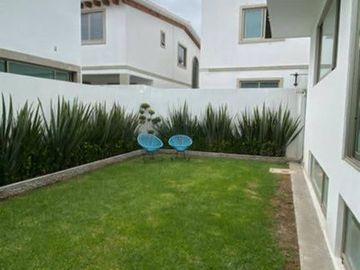 VENTA DE CASA EN CONDADO DEL VALLE METEPEC
