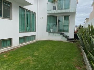 VENTA DE CASA EN CONDADO DEL VALLE METEPEC