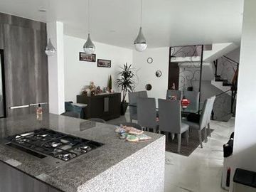 VENTA DE CASA EN CONDADO DEL VALLE METEPEC