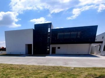 CASA VENTA HACIENDA SAN ANTONIO METEPEC MEX SALIDA S RAPIDAS A CDMX Y SNATA FE