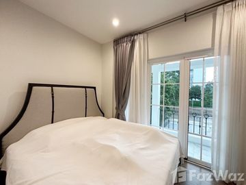 Private House for Sale at Nanthawan Serene Lake