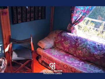 VENTA Casa 3 ambientes, 61 m2, lote de 336 m2, Calle 27 s/n, Altos de Cumelen, Villa la Angostura