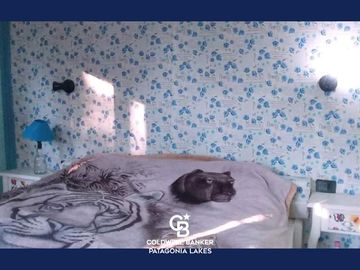 VENTA Casa 3 ambientes, 61 m2, lote de 336 m2, Calle 27 s/n, Altos de Cumelen, Villa la Angostura