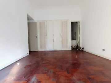 PH 4 AMBIENTES EN BARRACAS VENTA