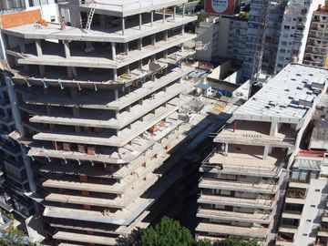 Departamento 4 ambientes en obra Barracas 3 baños pileta solarium gimnasio laundry SUM  Seguridad