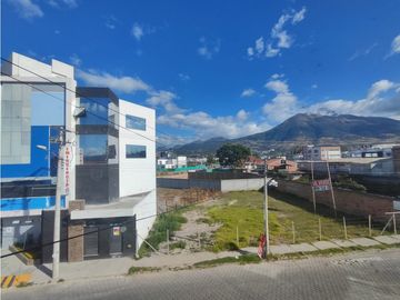 TERRENO EN VENTA EN ZONA MEDICA IBARRA AN