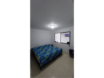 CASA VENTA   SANTA LUCIA  MEDELLN  PRIMER PISO CERCA ESTACION
