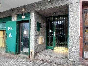 VENTA DEPTO 4 AMB BALCÓN AL FRENTE BARRACAS