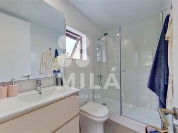 Departamento en Venta en Entre Av. Pocuro y calle Holanda