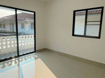 FOR SELL townhouse Baan Pruksa 9 BTS-Sena Nikhom CX-101330