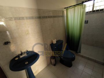 CONFORTABLE CASA EN RENTA O VENTA EN LA CALZADA EN TUXPAN