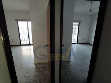 CONFORTABLE CASA EN RENTA O VENTA EN LA CALZADA EN TUXPAN
