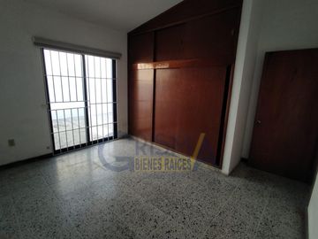 CONFORTABLE CASA EN RENTA O VENTA EN LA CALZADA EN TUXPAN