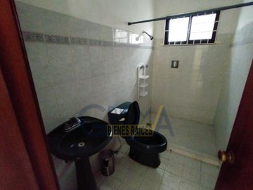 CONFORTABLE CASA EN RENTA O VENTA EN LA CALZADA EN TUXPAN