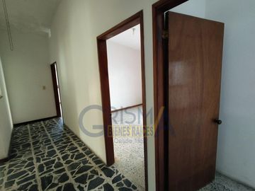 CONFORTABLE CASA EN RENTA O VENTA EN LA CALZADA EN TUXPAN