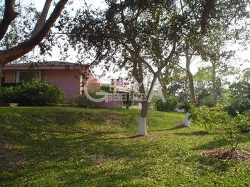 CASA EN VENTA FRENTE AL RÍO EN TUXPAN, VER.