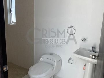 CASA NUEVA EN VENTA EN SANTIAGO DE LA PEÑA