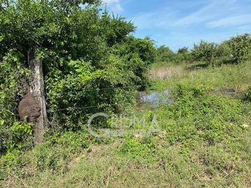 EXCELENTE RANCHO EN VENTA EN TUXPAN, VER