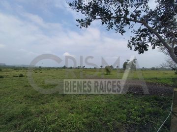 EXCELENTE RANCHO EN VENTA EN TUXPAN, VER