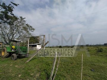 EXCELENTE RANCHO EN VENTA EN TUXPAN, VER
