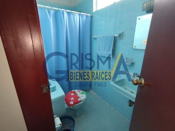 CASA EN VENTA SOBRE BOULEVARD Y  SOBRE  AVENIDA JUÁREZ, ZONA CENTRO