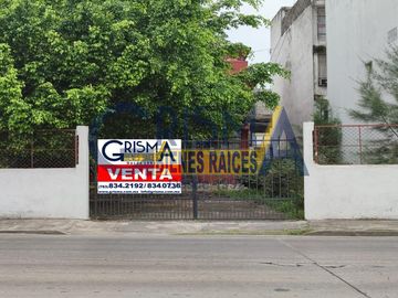 CASA EN VENTA SOBRE BOULEVARD Y  SOBRE  AVENIDA JUÁREZ, ZONA CENTRO