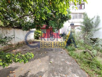CASA EN VENTA SOBRE BOULEVARD Y  SOBRE  AVENIDA JUÁREZ, ZONA CENTRO