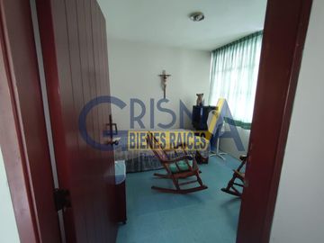 CASA EN VENTA SOBRE BOULEVARD Y  SOBRE  AVENIDA JUÁREZ, ZONA CENTRO