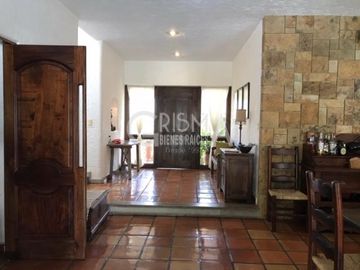 PRECIOSA CASA EN VENTA O RENTA ESTILO MEXICANO EN COL. JARDINES DE TUXPAN