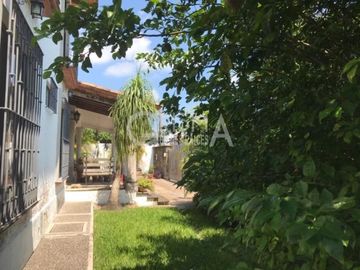 PRECIOSA CASA EN VENTA O RENTA ESTILO MEXICANO EN COL. JARDINES DE TUXPAN
