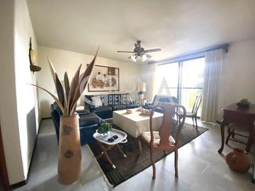 PRECIOSA CASA EN VENTA EN FRACC. JARDINES CON MUCHO JARDÍN